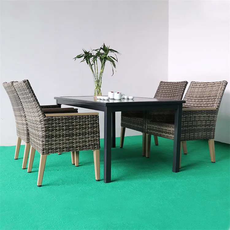 Was sind die Vorteile der Verwendung von Rattan Furniture Products im Freien?