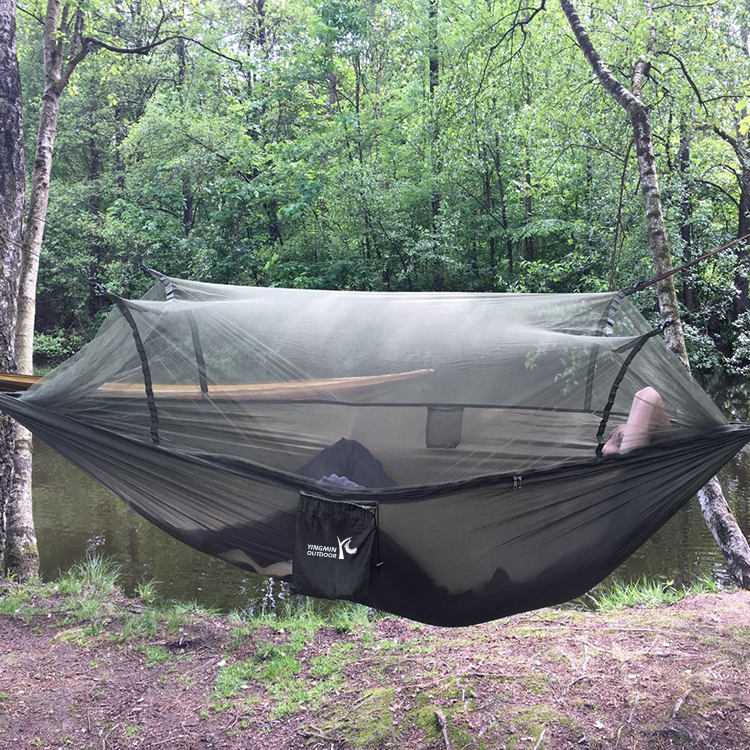 Outdoor-Camping-Hängematte mit Moskitonetz