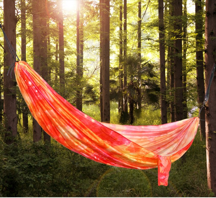Ultraleichte Camping -Hängematte im Freien