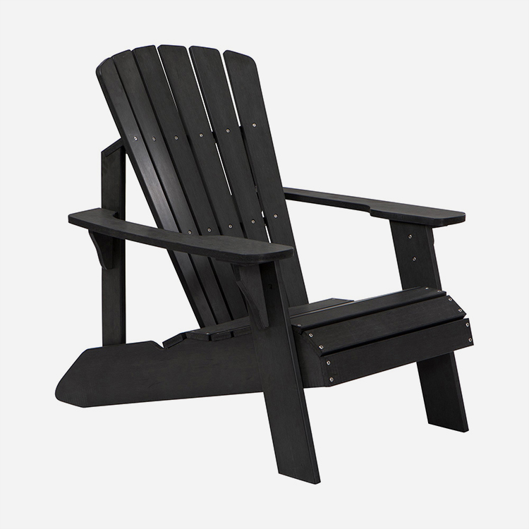 Adirondack-Stuhl aus Harzholz im Freien